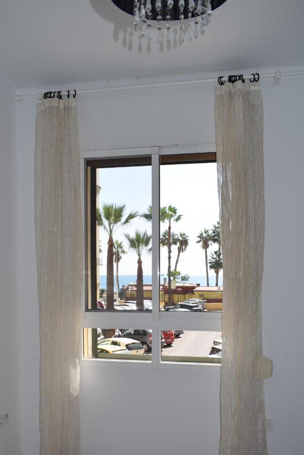 Apartamento A 50 Metros De La Playa Malagueta Con Vistas Al Mar Малага Екстериор снимка