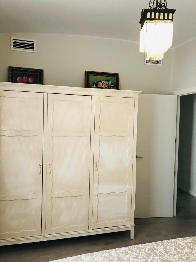 Apartamento A 50 Metros De La Playa Malagueta Con Vistas Al Mar Малага Екстериор снимка